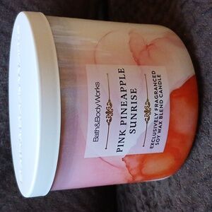 Bath & Body Works Pink Pineapple Sunrise 3 Wick Candle